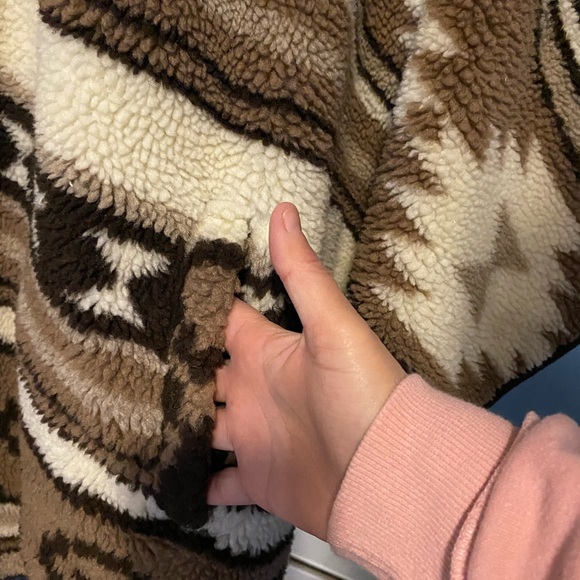 a.n.a, Fleece Poncho - Picture 4 of 9